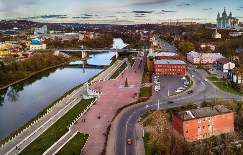 Владимирская набережная