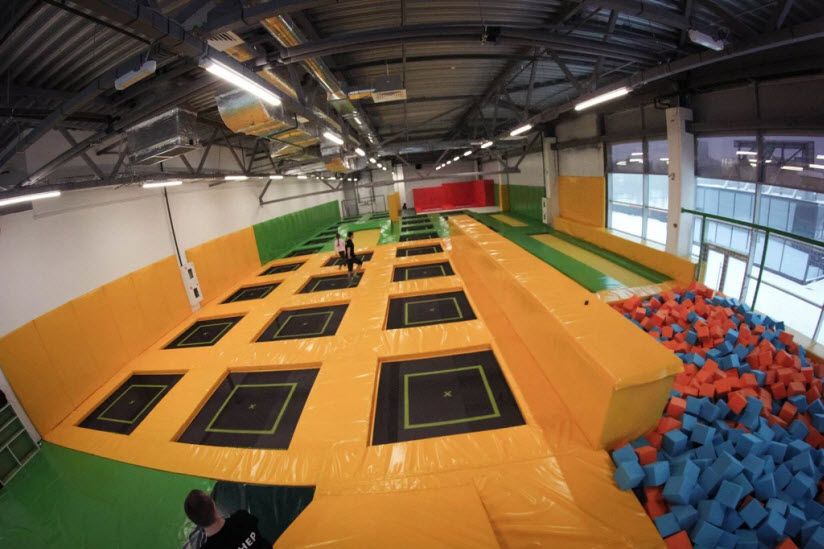 Батутный парк «Атом»