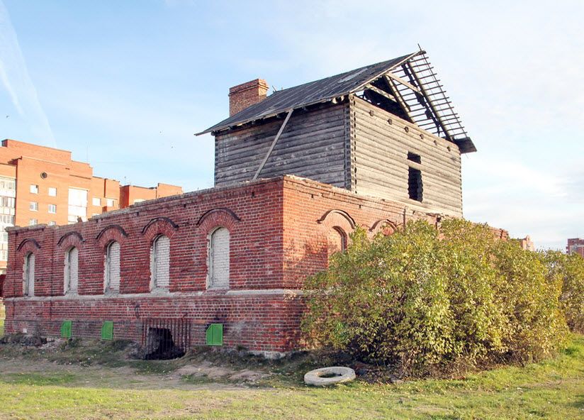 Дом Петрова