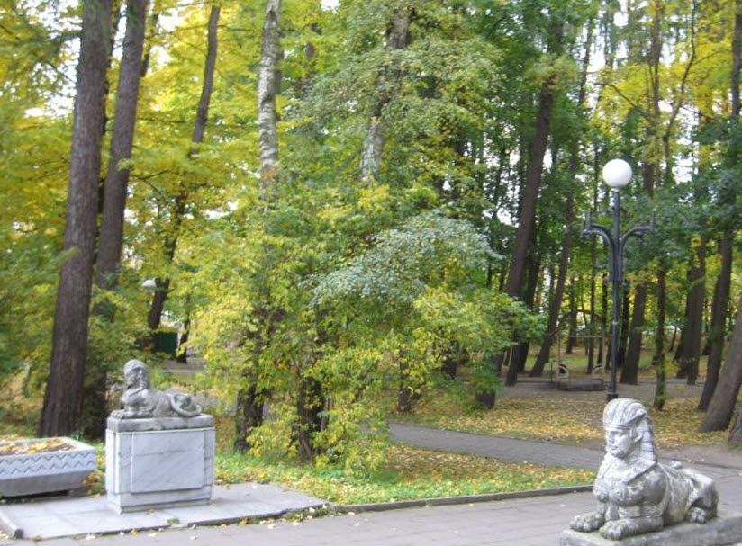 Лиственничный парк