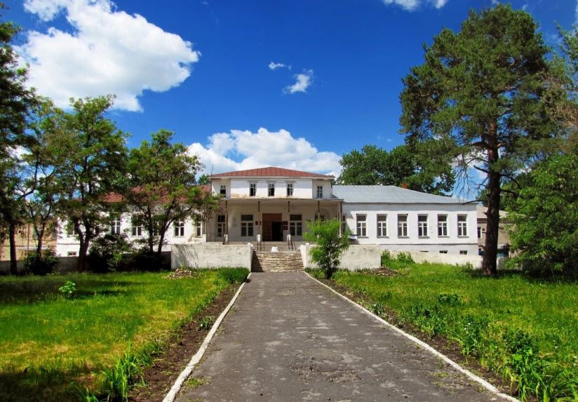 Усадьба Загряжских-Строгановых (Знаменка)