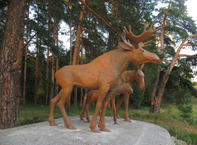 Скульптура «Тамбовские лоси»