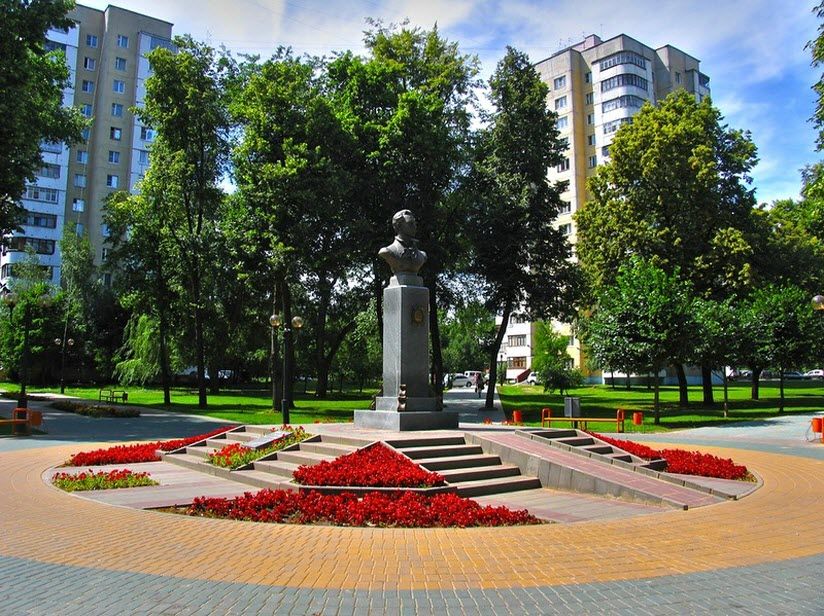 Сквер имени Е. Баратынского