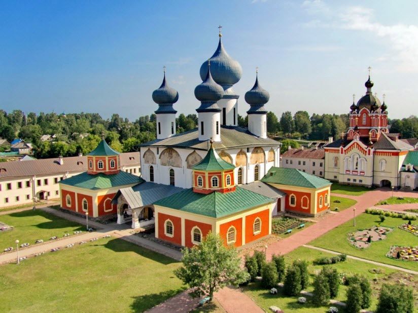 Богородичный Успенский мужской монастырь
