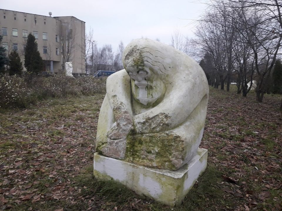 Скульптурный ансамбль «Жизнь человеческая»