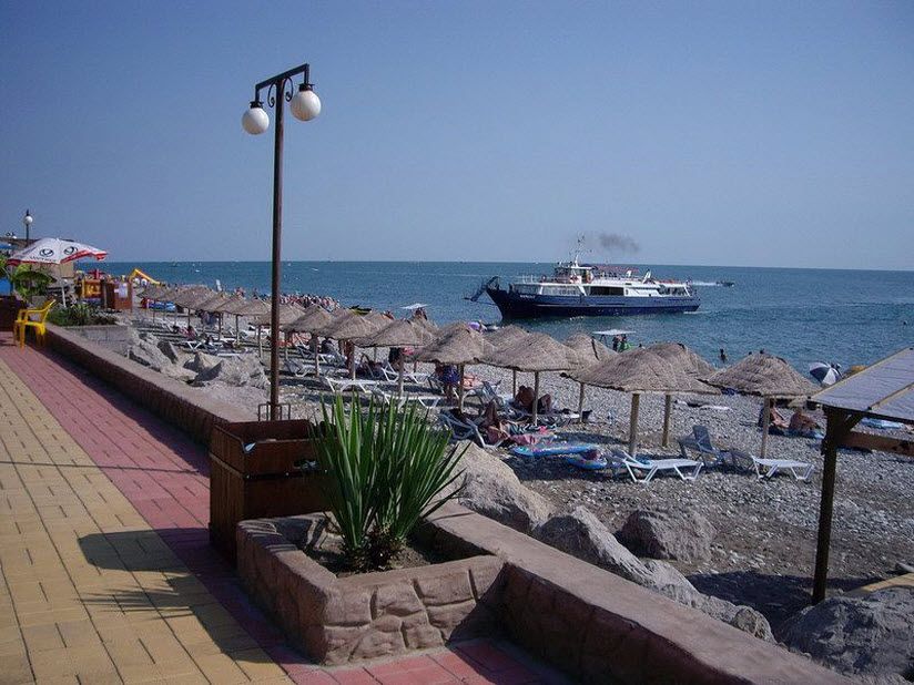 Пляж «Дельфин»