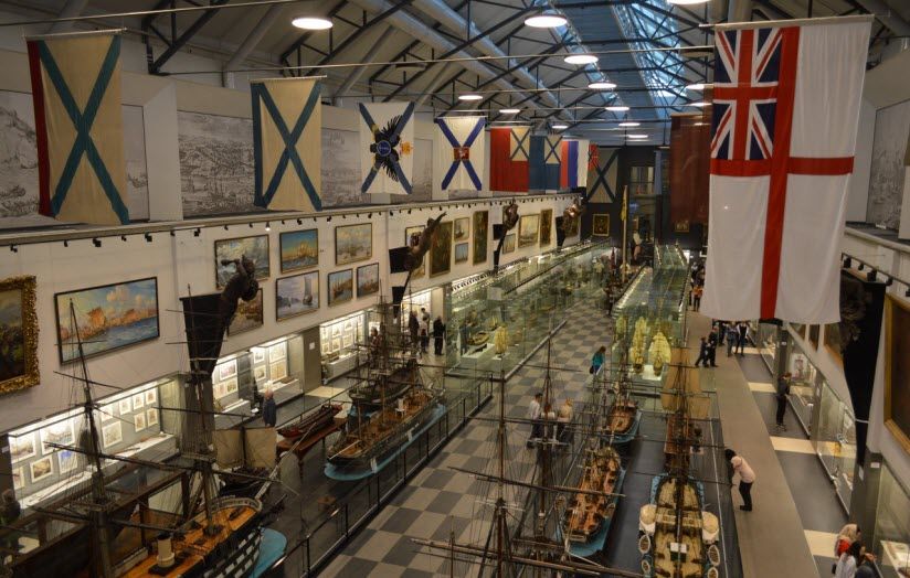 Центральный военно-морской музей