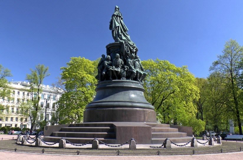 Памятник Екатерине Великой