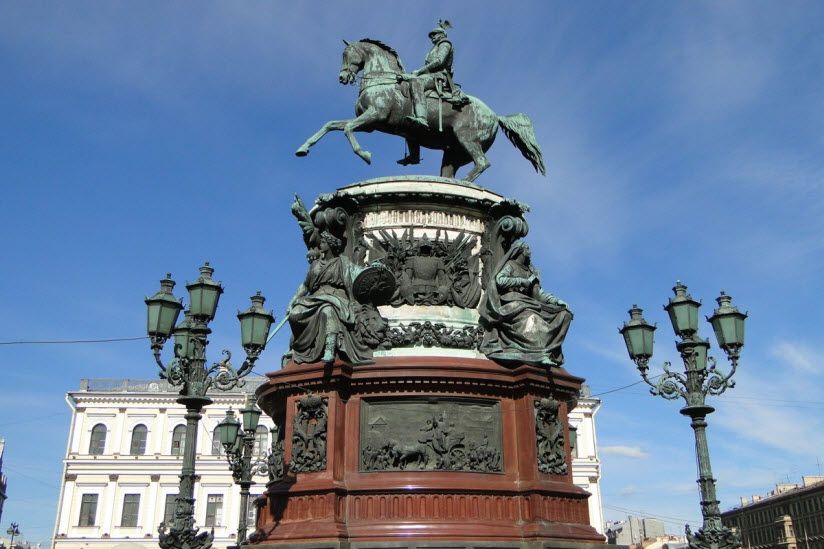 Памятник Николаю I