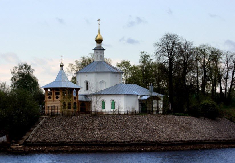 Церковь Илии Пророка в Золоторучье