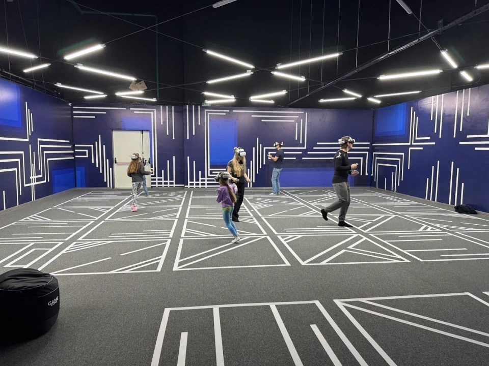 Клуб Another World