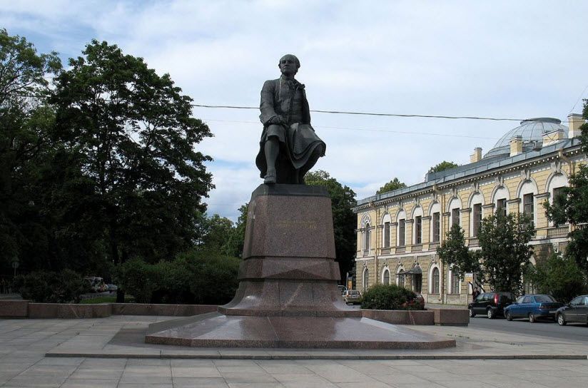 Памятник М.В. Ломоносову
