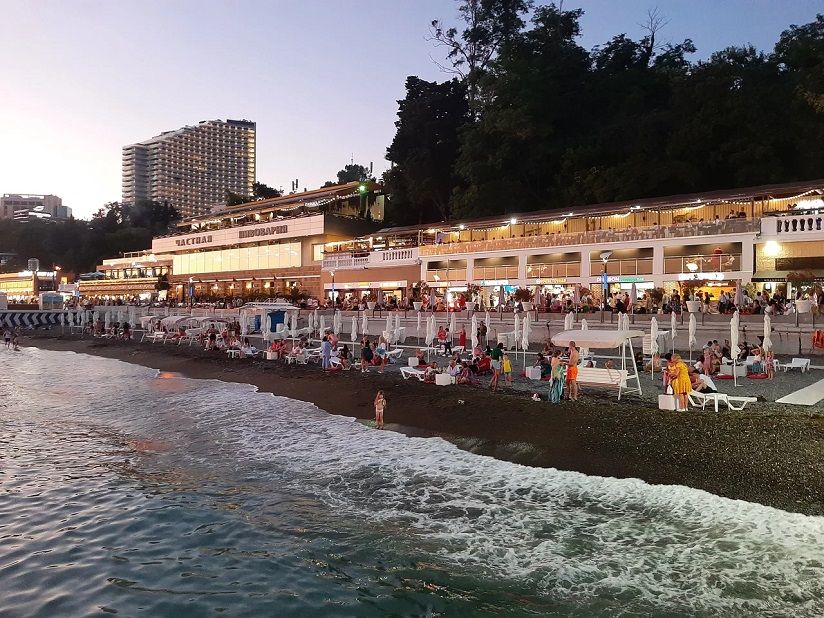 Приморская набережная