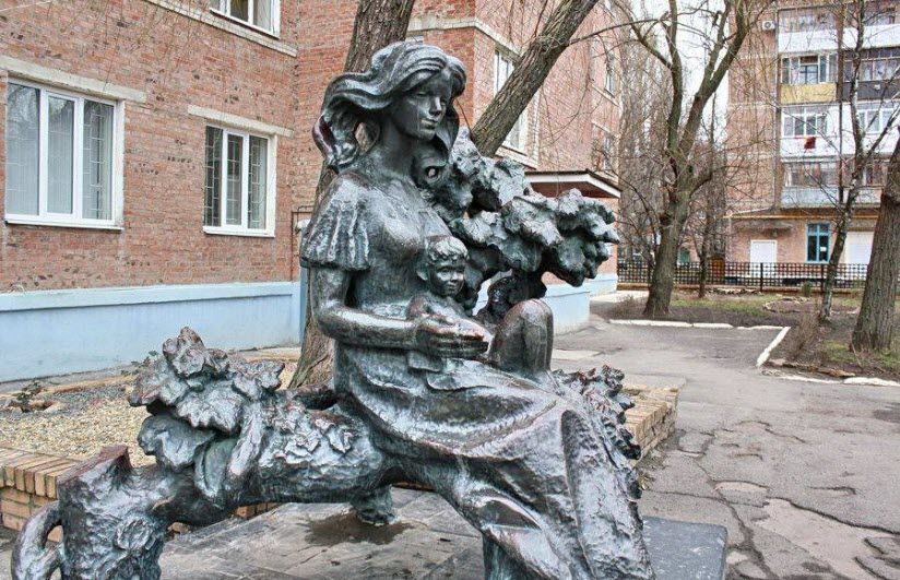 Материнство