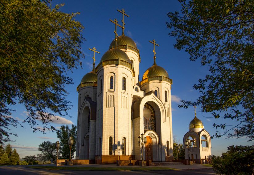 Храм Всех Святых