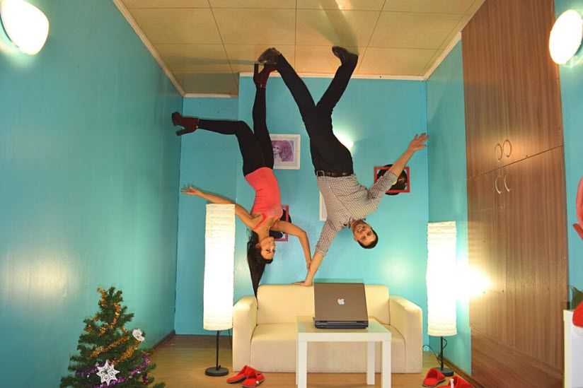 Развлекательный центр «Зазеркалье»