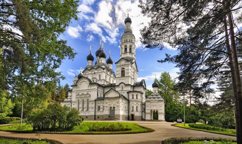 Храм Казанской иконы Божией Матери
