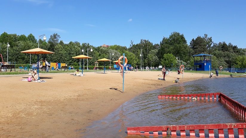 Школьное озеро и детский Автогородок