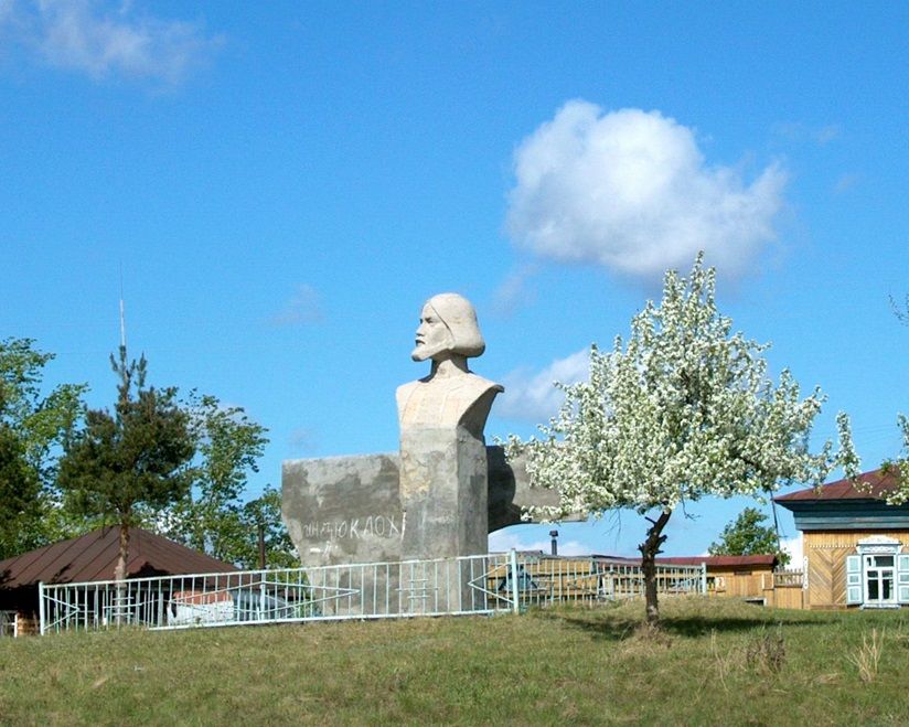 Памятник А. Лоскутникову