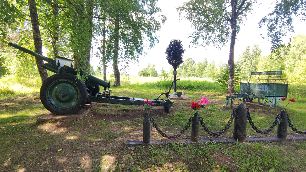 Памятник Защитникам Демянска