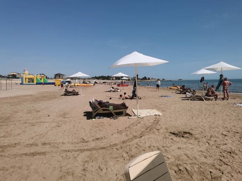 Пляж отеля Golden Beach