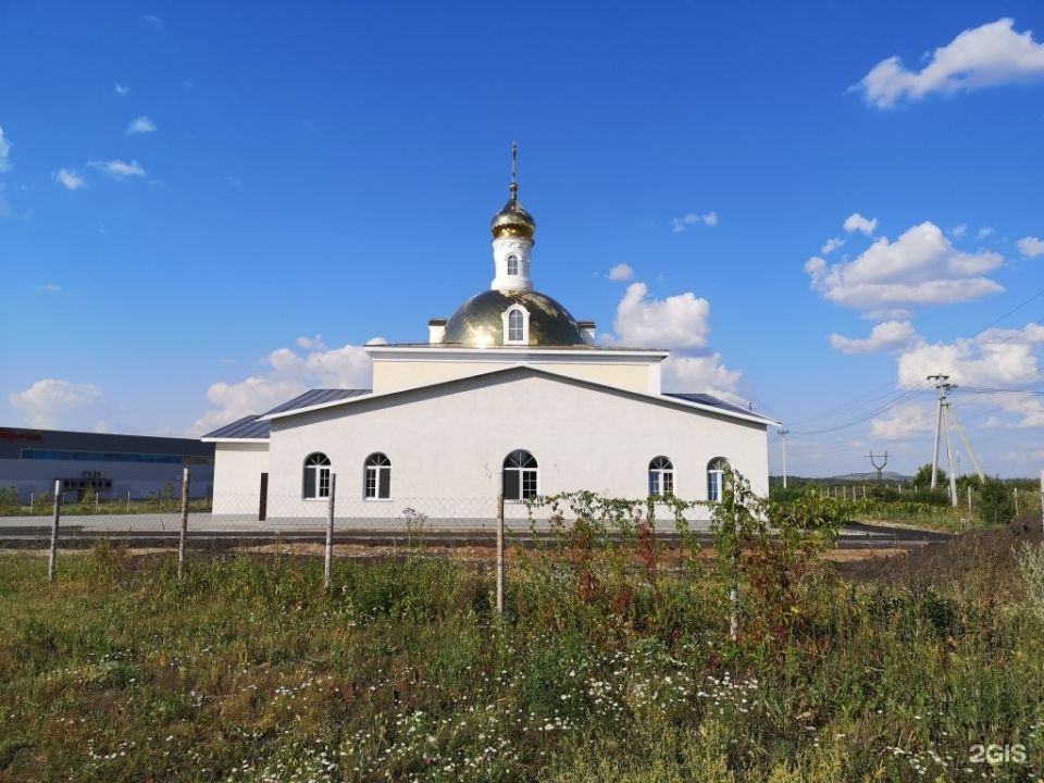 Церковь Веры, Надежды и Любви и матери их Софии
