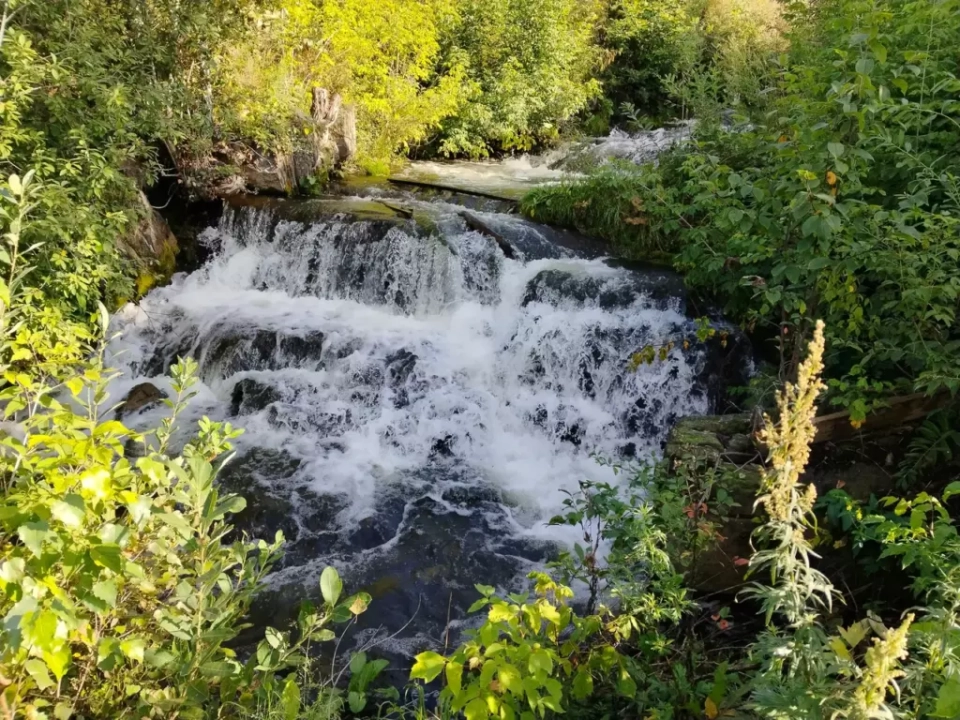 Водопад Падун