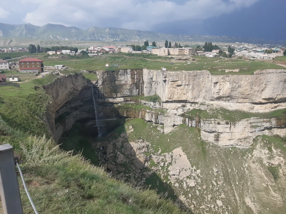 Водопад Тобот