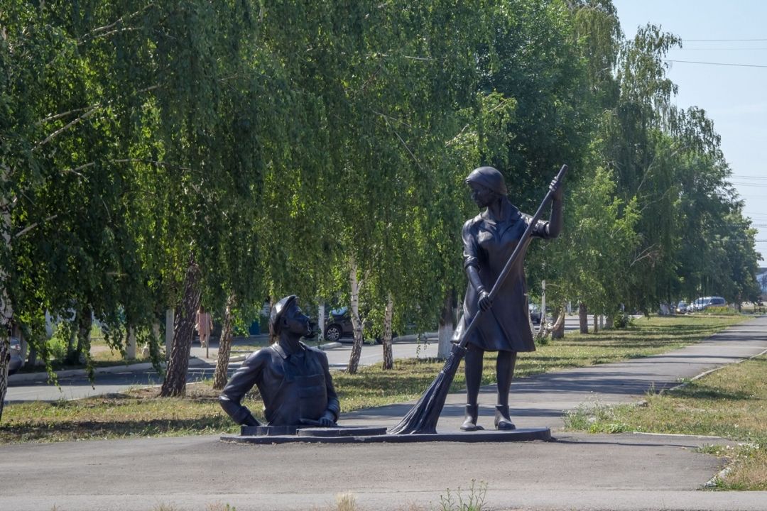Памятник работникам ЖКХ