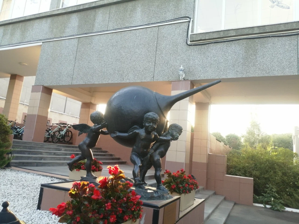 Памятник Клизме