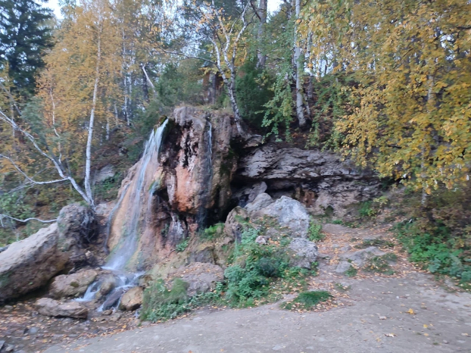 Водопад Плакун