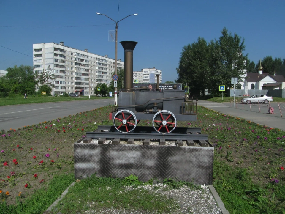 Памятник-паровоз