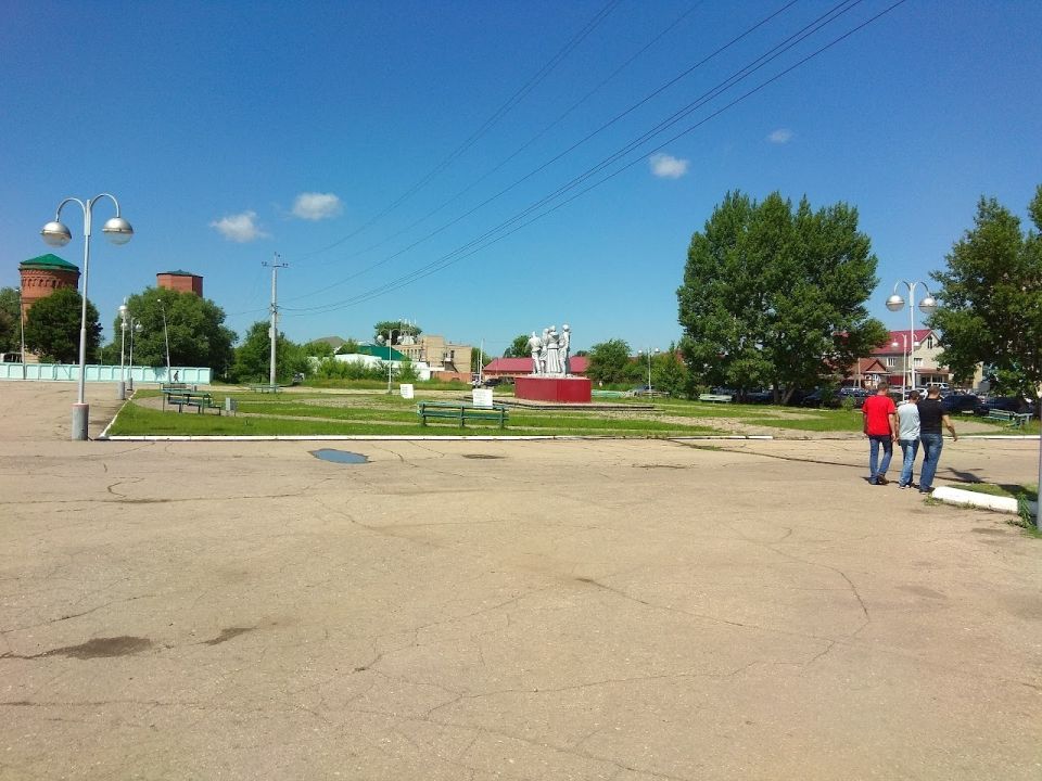 Площадь им. Г.К. Жукова