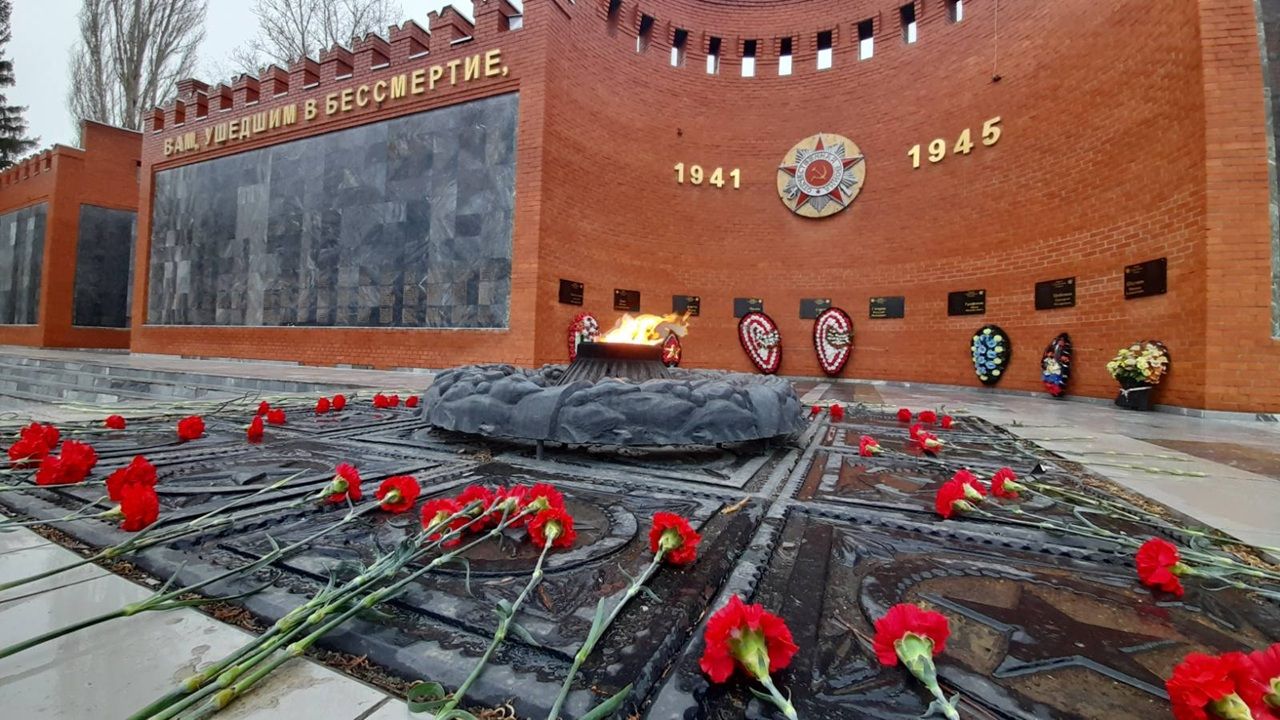 Вам, ушедшим в бессмертие, вечная слава и память потомков