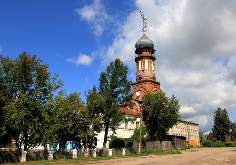 Колокольня церкви Митрофана Воронежского