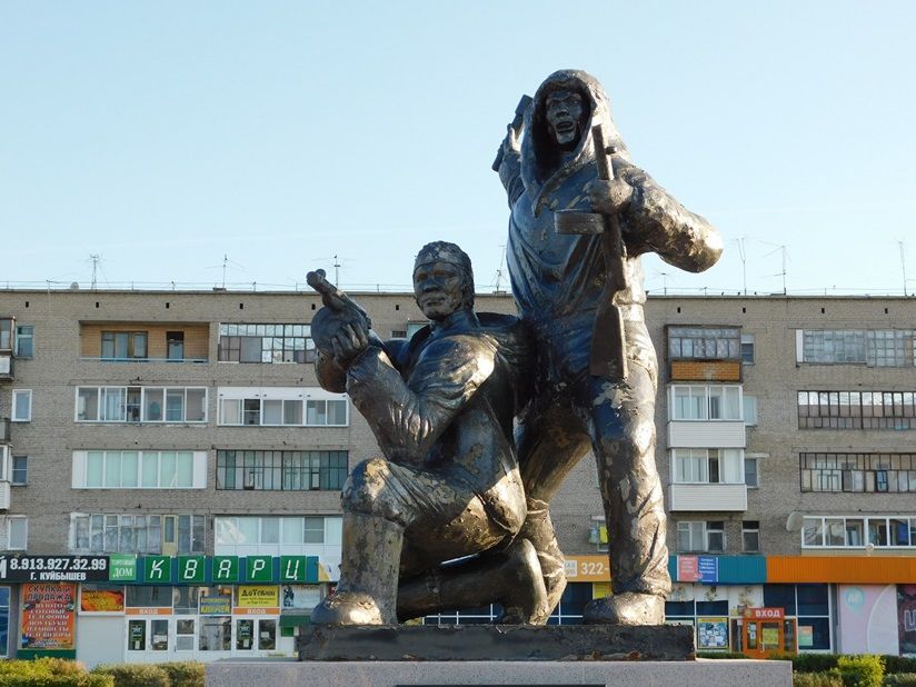 Памятник 29-й отдельной лыжной бригаде