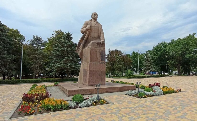 Памятник В.И. Ленину