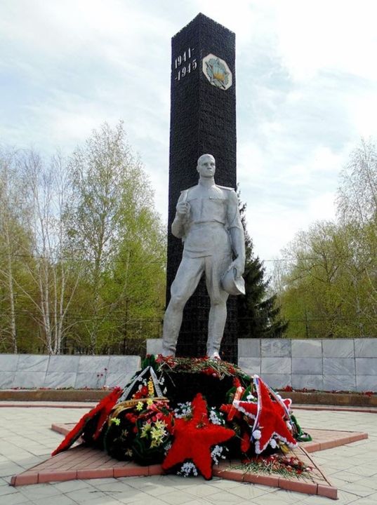 Монумент Победы