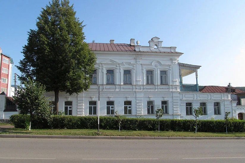 Дом братьев Комаровых