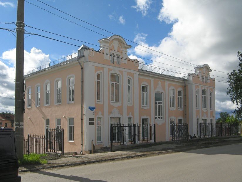 Здание заводской конторы