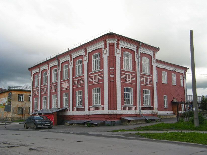 Здание церковно-приходской школы