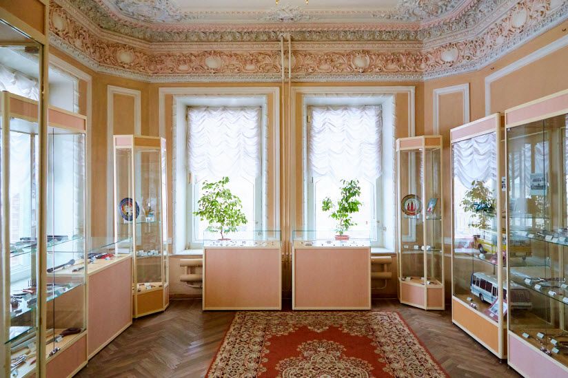 внутри музея