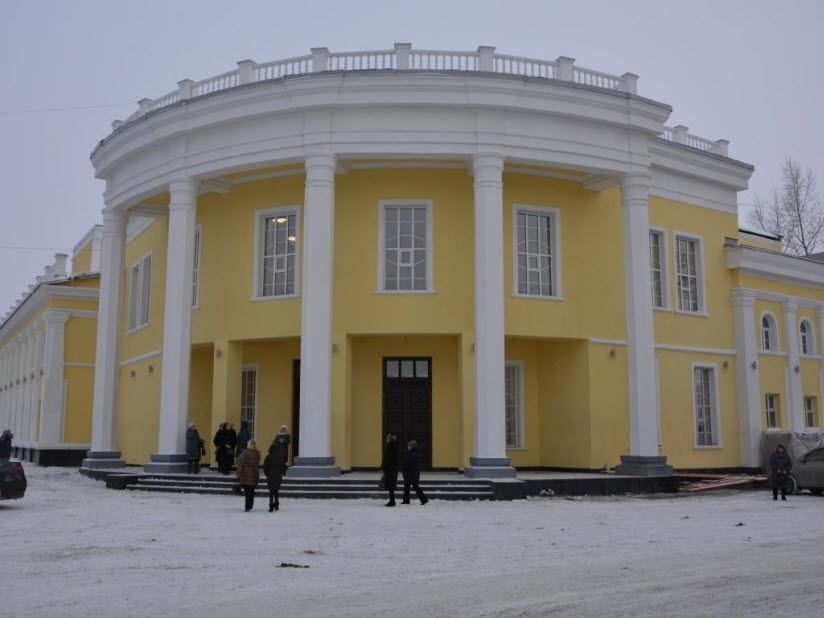 Драматический театр