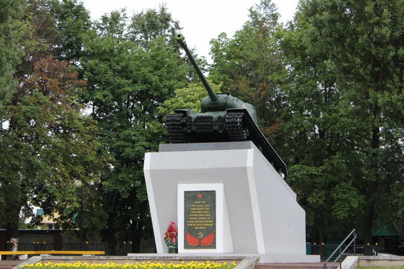 Памятник экипажу П.Н. Рака