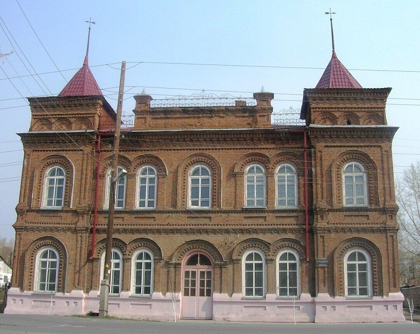 Здание мужской гимназии