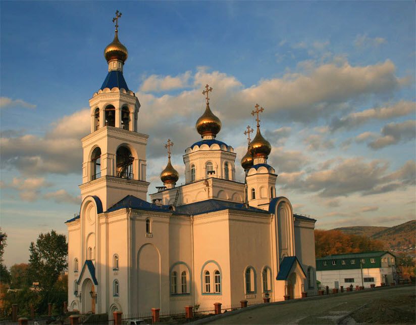 Храм Богоявления Господня