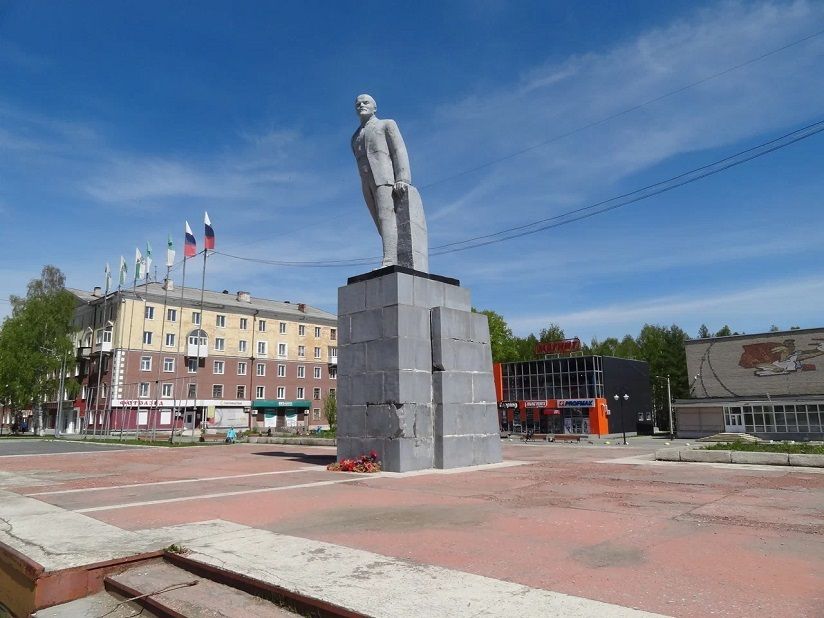 Памятник Ленину
