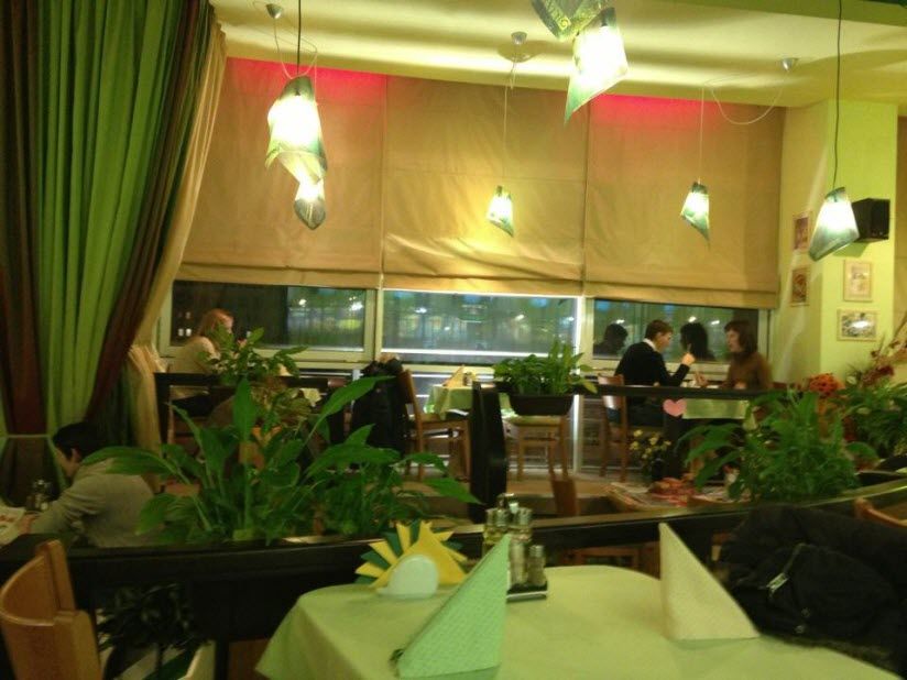 Кафе-бар Огурец