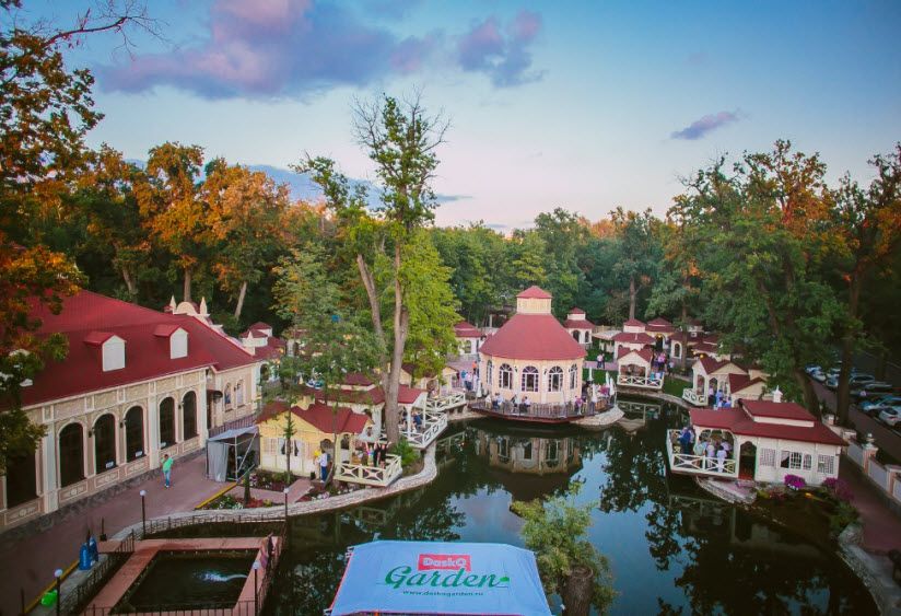 Ресторан беседок У озера