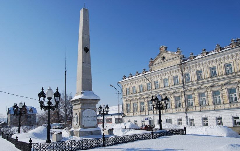 Обелиск защитникам Кунгура от войск Пугачева